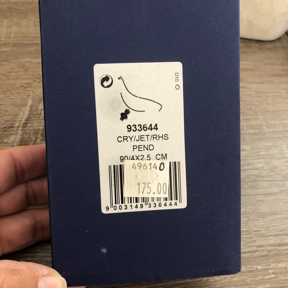 AUTHENTIC SWAROVSKI TEDDY BEAR NECKLACE NEW IN BOX - Picture 8 of 8